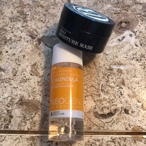 Bio cleaner and moisture mask